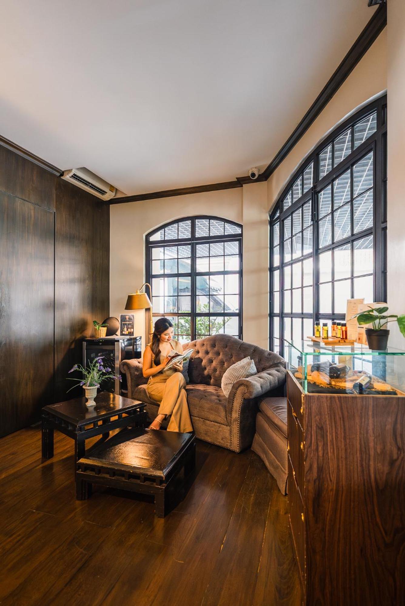 Thea Private Suites By Th District Bangkok Bagian luar foto