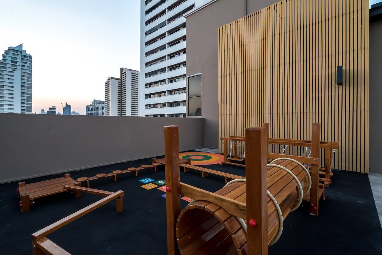 Thea Private Suites By Th District Bangkok Bagian luar foto